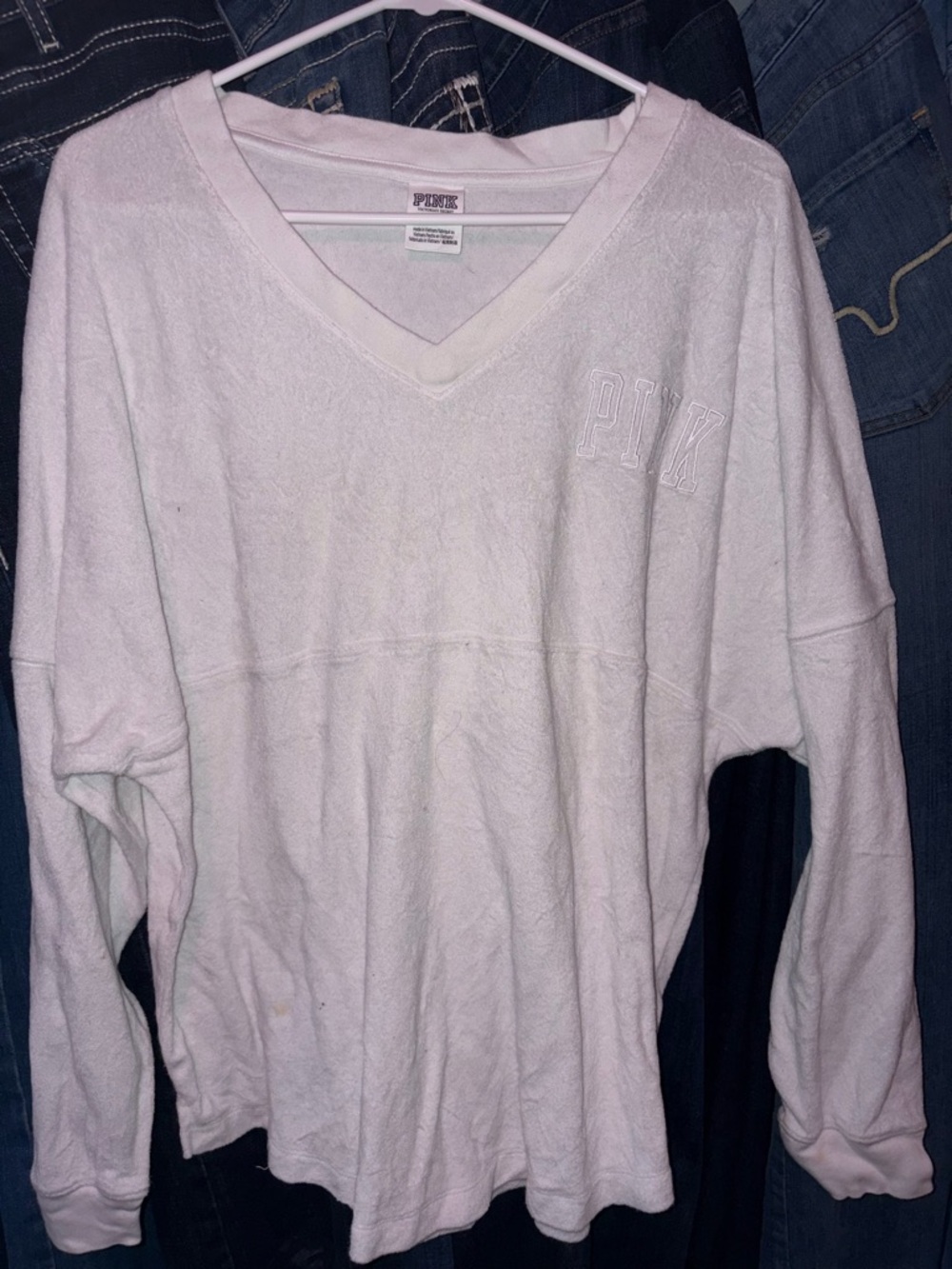 PINK V-neck Pullover Sweatshirt in White
